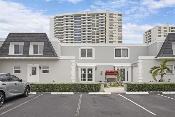 Venetian Park, 2318 NE 7th St #34, Hallandale Beach, Florida 33009, image 1