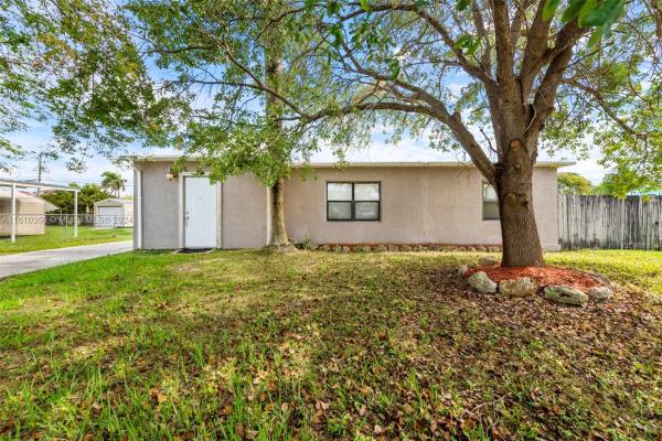 Leisure City Residential, 15435 Garfield Dr, Leisure City, Florida 33033, image 3