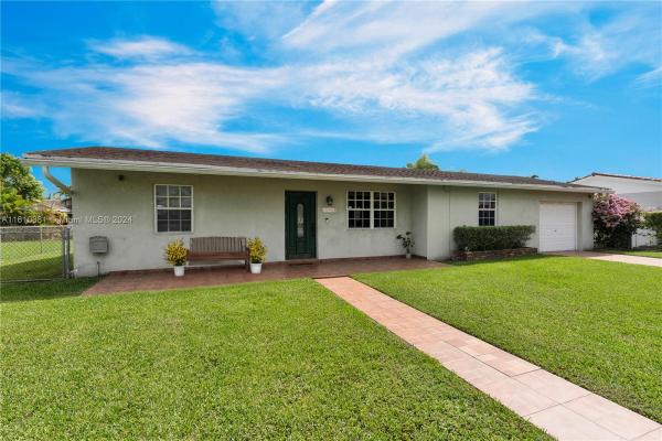 Snapper Creek Villas, 10800 SW 66th Dr, Sunset, Florida 33173, image 1