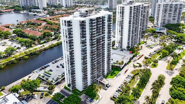 Eldorado Towers, 3625 N Country Club Dr #2608, Aventura, Florida 33180, image 1