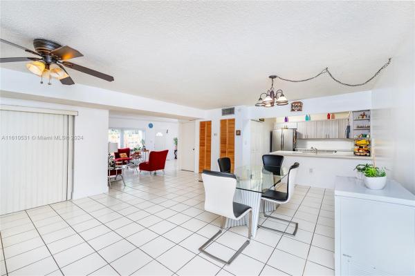 View West, 15660 SW 82nd Cir Ln #6-5, Kendall West, Florida 33193, image 1