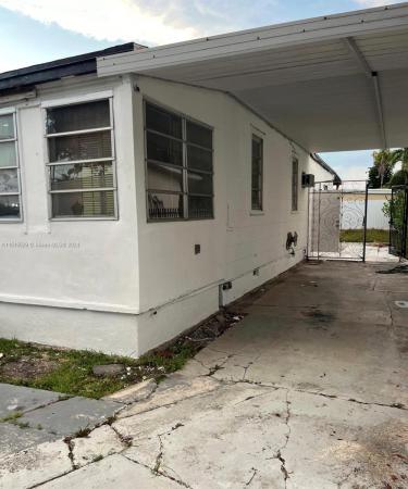 Trajune Park, 4237 SW 7th St, Miami, Florida 33134, image 3
