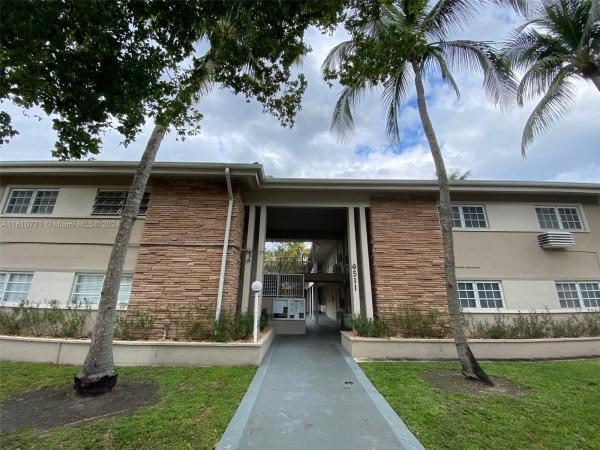 Santona, 6511 Santona St #C10, Coral Gables, Florida 33146, image 1