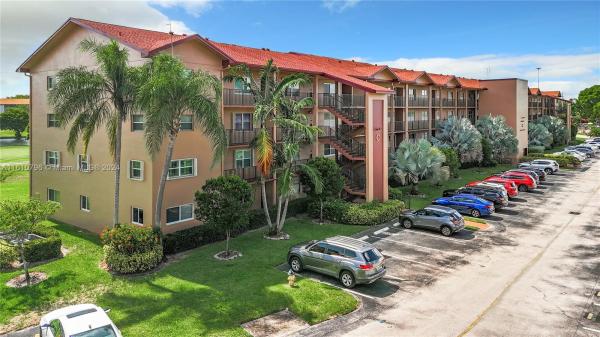 Lancaster At Century Village, 100 SW 130th Ter #303C, Pembroke Pines, Florida 33027, image 1