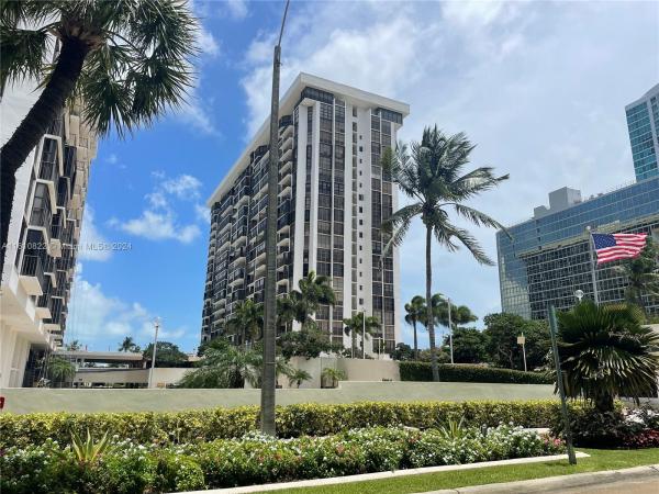 Brickell Place, 1925 Brickell Ave #903, Miami, Florida 33129, image 1
