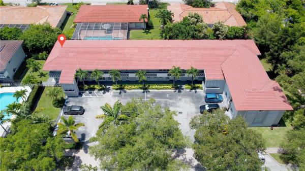 Edgewater Of Coral Gables, 21 Edgewater Dr #201, Coral Gables, Florida 33133, image 3