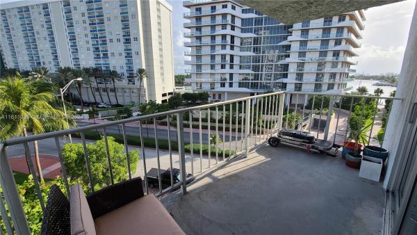 Boston Plaza, 6801 Indian Creek Dr #501, Miami Beach, Florida 33141, image 1