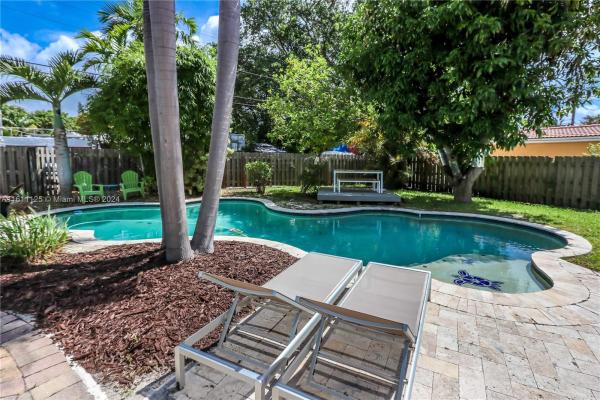 Hollywood Lakes, 1451 Jefferson St, Hollywood, Florida 33020, image 1