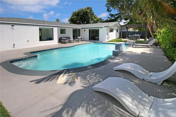 Highland Lakes, 20530 NE 20th Pl, Ojus, Florida 33179, image 1