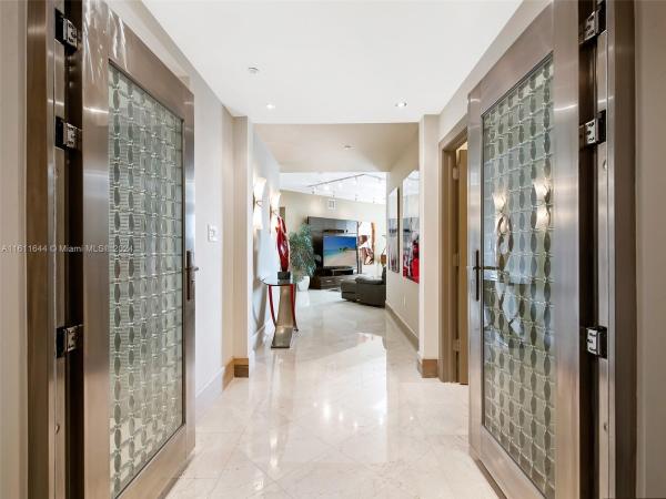 Landings At Las Olas, 400 Hendricks Isle #402, Fort Lauderdale, Florida 33301, image 1