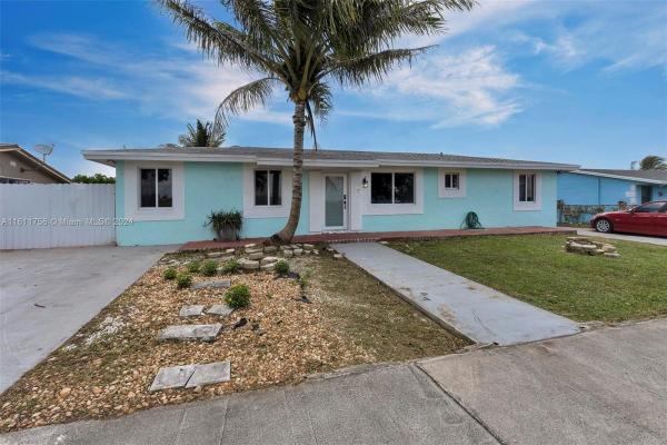 Avocado Villas, 75 SW 18th Ave, Homestead, Florida 33030, image 2