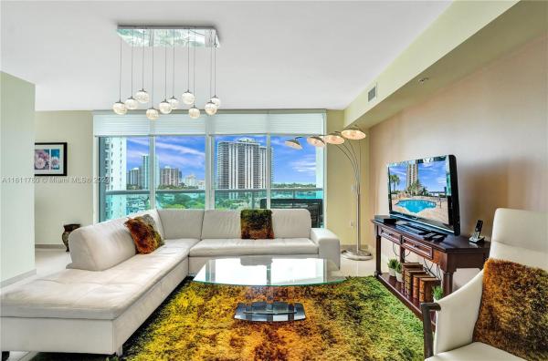 The Parc At Turnberry Isle, 19400 Turnberry Way #931, Aventura, Florida 33180, image 1
