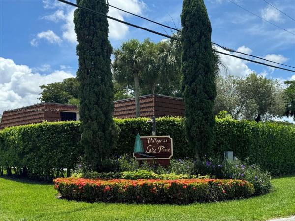 Village At Lake Pine, 830 SW 118th Ter #830, Davie, Florida 33325, image 1