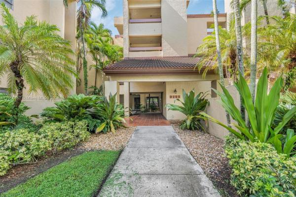 Kenland Pointe, 9285 SW 125th Ave #105, The Crossings, Florida 33186, image 1