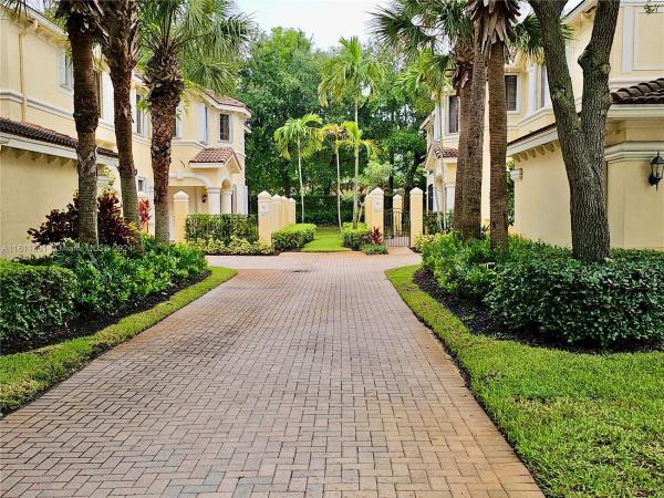 Mariposa Pointe, 1675 Passion Vine Cir #20-1, Weston, Florida 33326, image 1