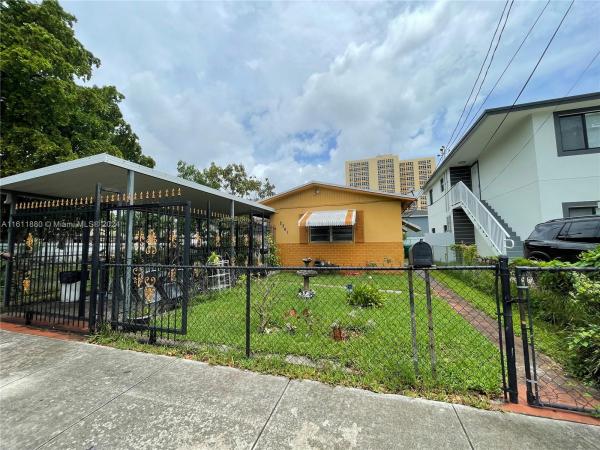 Sunny Slope Park, 2261 NW 51st Ter, Brownsville, Florida 33142, image 1