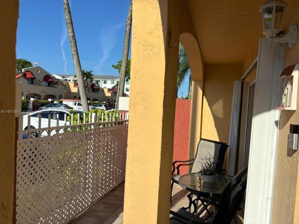 Gables Townhomes, Fountainebleau, Florida 33126, image 3