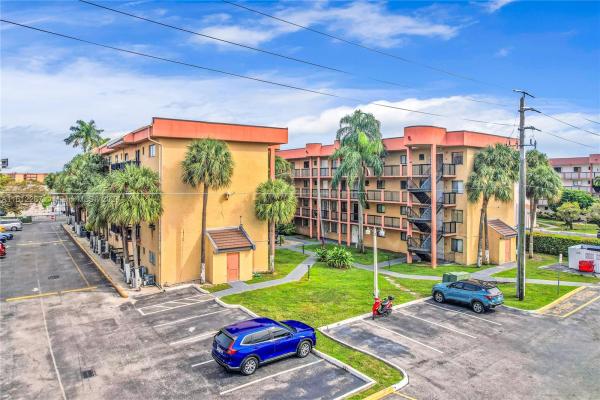 Alameda, 5490 W 21st Ct #108, Hialeah, Florida 33016, image 1
