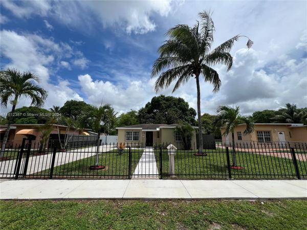 Sunkist Grove, 1035 NW 123rd St, North Miami, Florida 33168, image 2