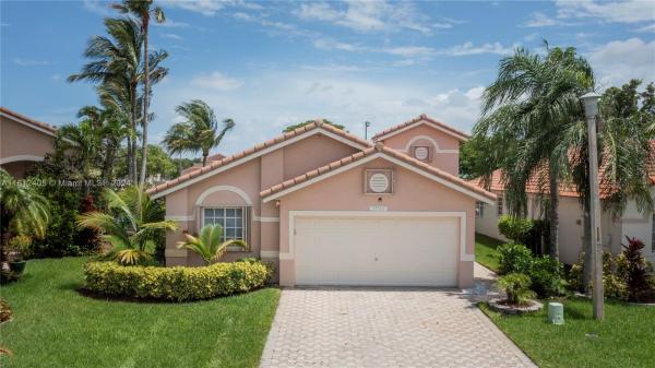 Tiffany Cove At Silver Lakes, 17711 SW 4th Ct, Pembroke Pines, Florida 33029, image 2