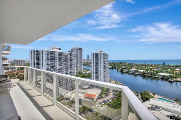 Hamptons West, 20281 E Country Club Dr #1606, Aventura, Florida 33180, image 3