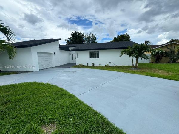 Cantisano, 16605 SW 104th Ct, Palmetto Estates, Florida 33157, image 1