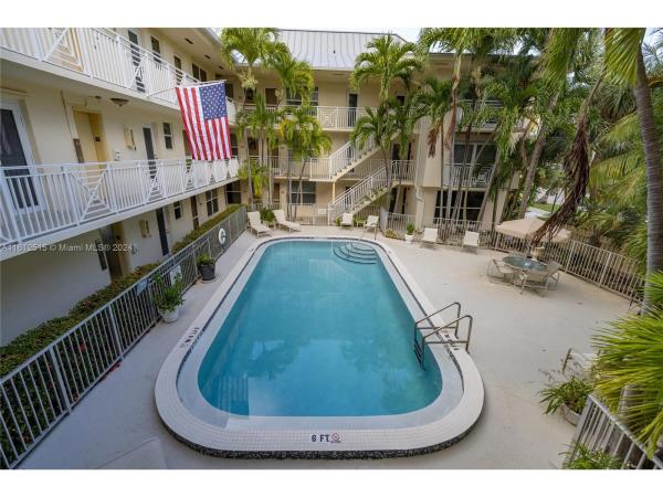 Cay Polynesia, 255 Sunrise Dr #303, Key Biscayne, Florida 33149, image 2