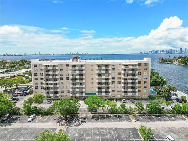 Island Place At North Bay Village, 1455 N Treasure Dr #PH-B, North Bay Village, Florida 33141, image 1
