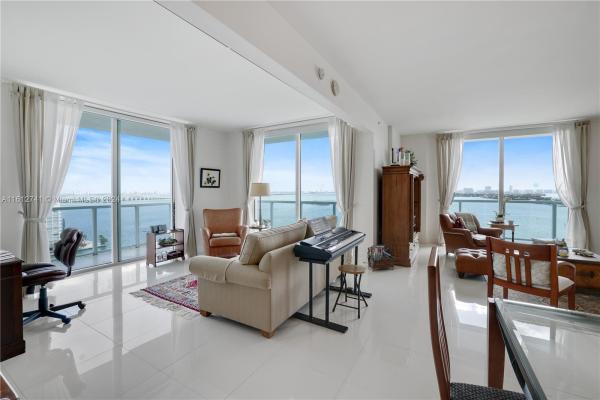 Quantum On The Bay, 1900 N Bayshore Dr #1702, Miami, Florida 33132, image 1