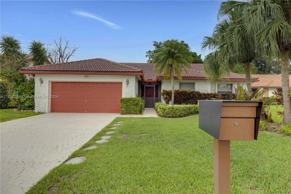 Lakewood At Woodmont, Tamarac, Florida 33321, image 1