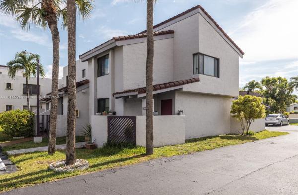 La Arboleda 2, 770 NW 106th Ave #3B4-3, Fountainebleau, Florida 33172, image 1