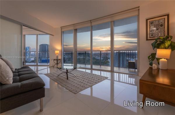 Opera Tower, 1750 N Bayshore Dr #2615, Miami, Florida 33132, image 3