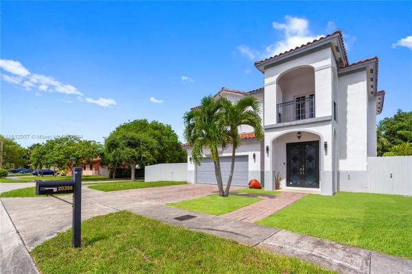 20398 SW 129th Pl, Unincorporated Dade County, Florida 33177, image 3