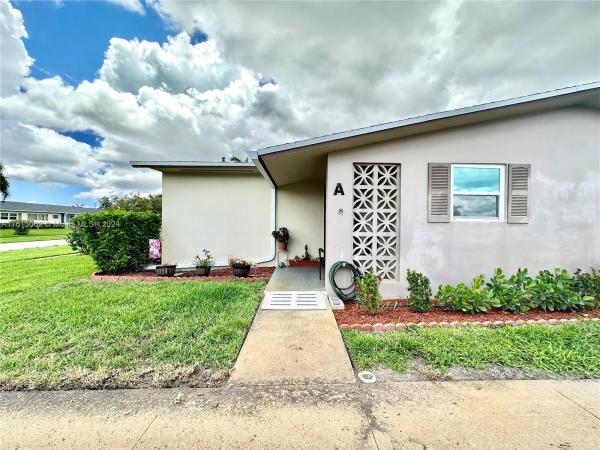Barkley At Cresthaven Villas, 2663 E Barkley Dr E #A, West Palm Beach, Florida 33415, image 2