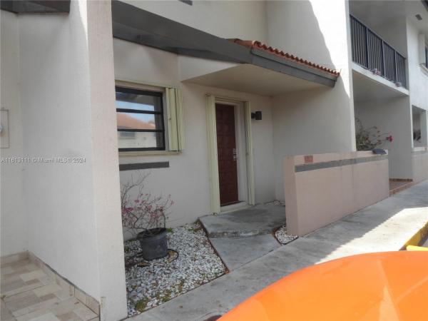 Kendall Lakes East Lakeview Townhouses, 13428 SW 62nd St #I108, Kendale Lakes, Florida 33183, image 1