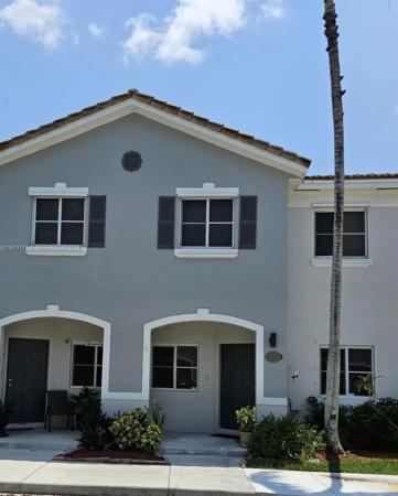 Venetia Groves, 1639 SE 30th St, Homestead, Florida 33035, image 1