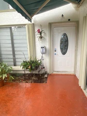Snapper Creek Townhouses, 11332 SW 69th Ter #11332, Kendall, Florida 33173, image 3