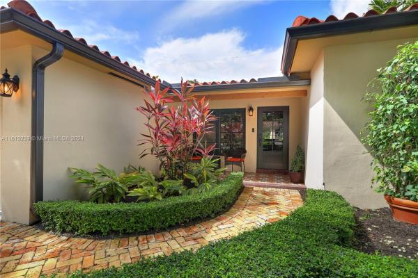 Granada, 1249 Ortega Ave, Coral Gables, Florida 33134, image 3