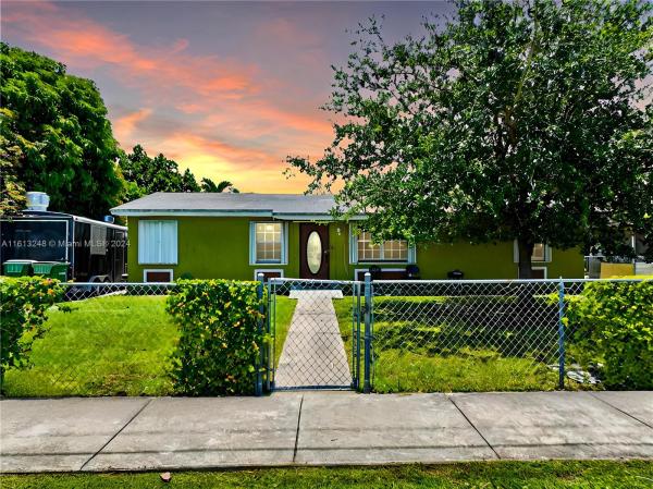 Avocado Villas, 1749 SW 8th St, Homestead, Florida 33030, image 1