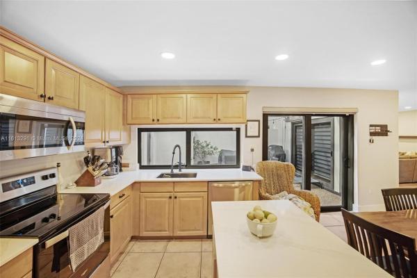 Oasis, 4728 SW 67th Ave #J6, Glenvar Heights, Florida 33155, image 1