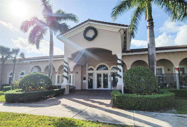 Mandarin Lakes, 27545 SW SW 142nd Ave, Naranja, Florida 33032, image 1