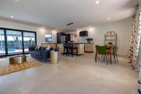 Coral Park Estates, 1800 SW 92nd Pl, Westchester, Florida 33165, image 3