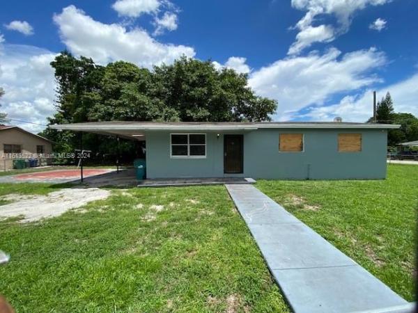 Hialeah Heights, 3001 NW 55th St, Brownsville, Florida 33142, image 3