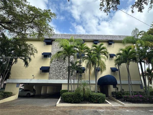 Villa Santander, 427 Santander Ave #404, Coral Gables, Florida 33134, image 1