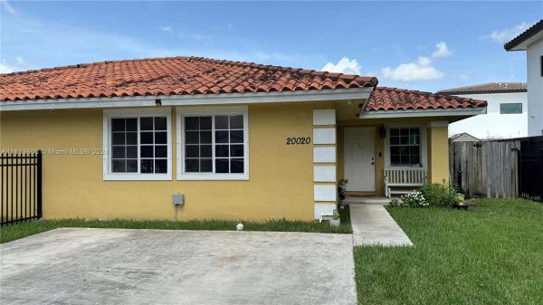 Sabrina Twinhomes, 20020 SW 122nd Ave, South Miami Heights, Florida 33177, image 3