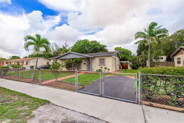 Bankers, 3262 NW 182nd St, Miami Gardens, Florida 33056, image 2