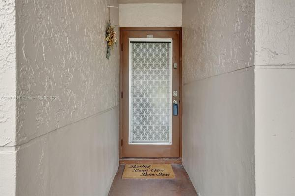 Sabal Palm Of Pine Island Ridge, 9520 Seagrape Dr #101, Davie, Florida 33324, image 2