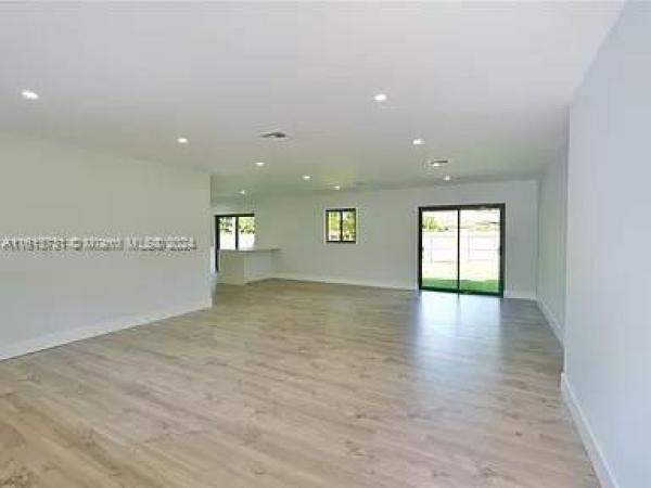 Killian Pines, 11750 SW 112th Ave Rd, Kendall, Florida 33176, image 3