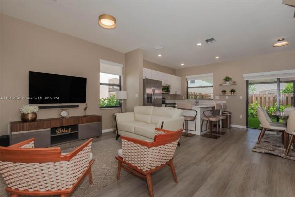 Corsica, 11753 SW 245th Ter, Kendall, Florida 33032, image 3