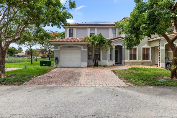 Melrose Parc, 16449 SW 48th Ter #16449, The Hammocks, Florida 33185, image 2